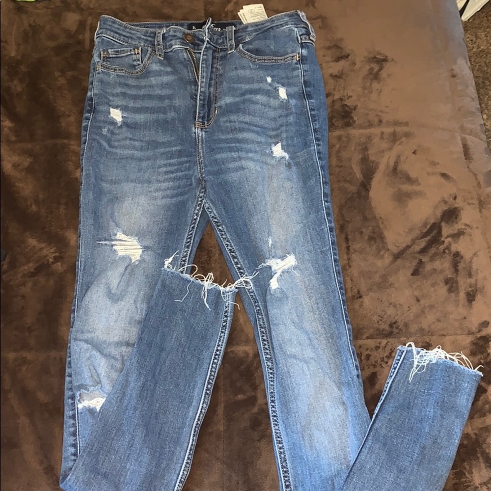 Ripped skinny jeans hollister